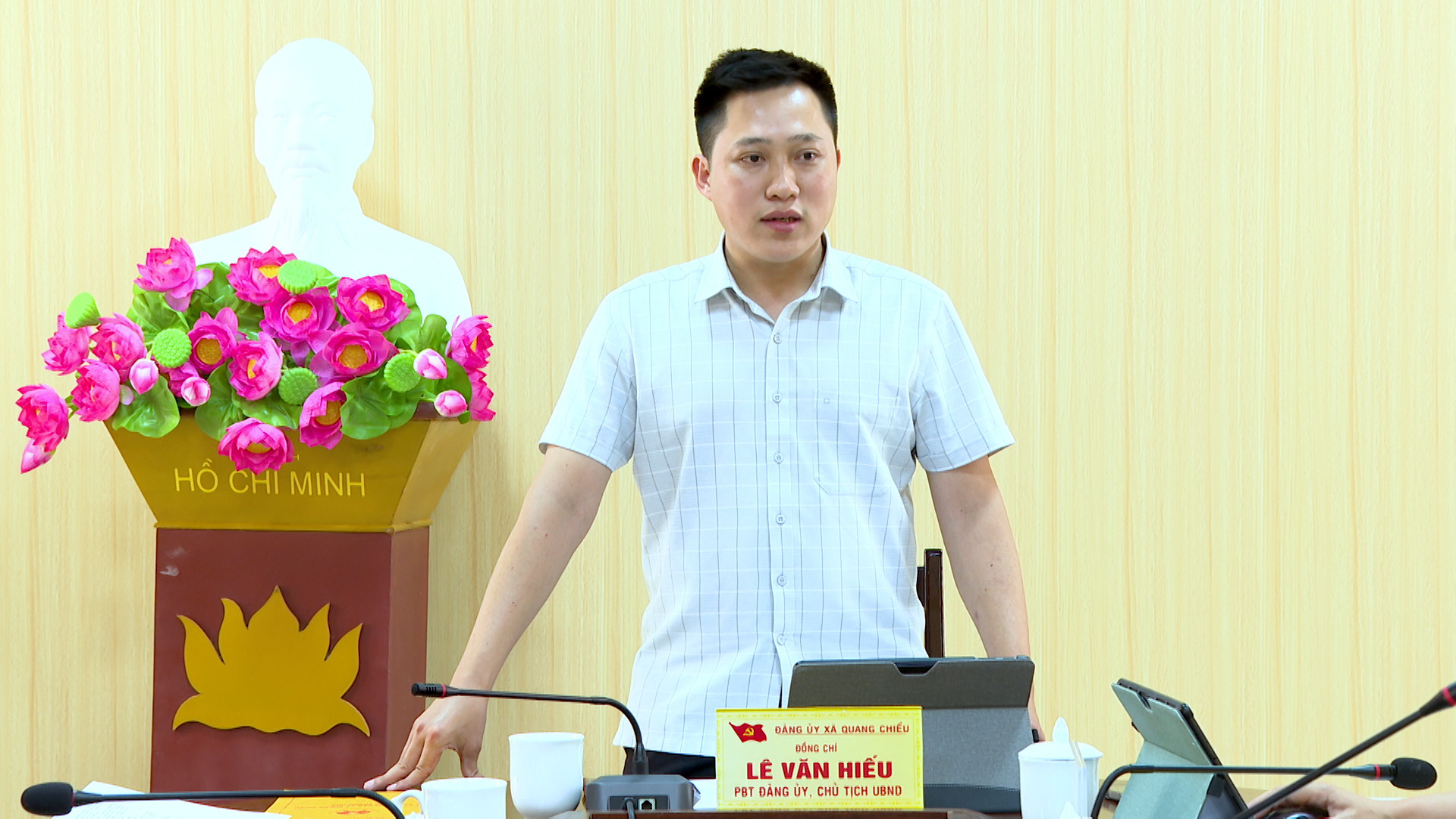 Anh-tin-bai